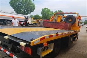 连云附近拖车电话号码服务